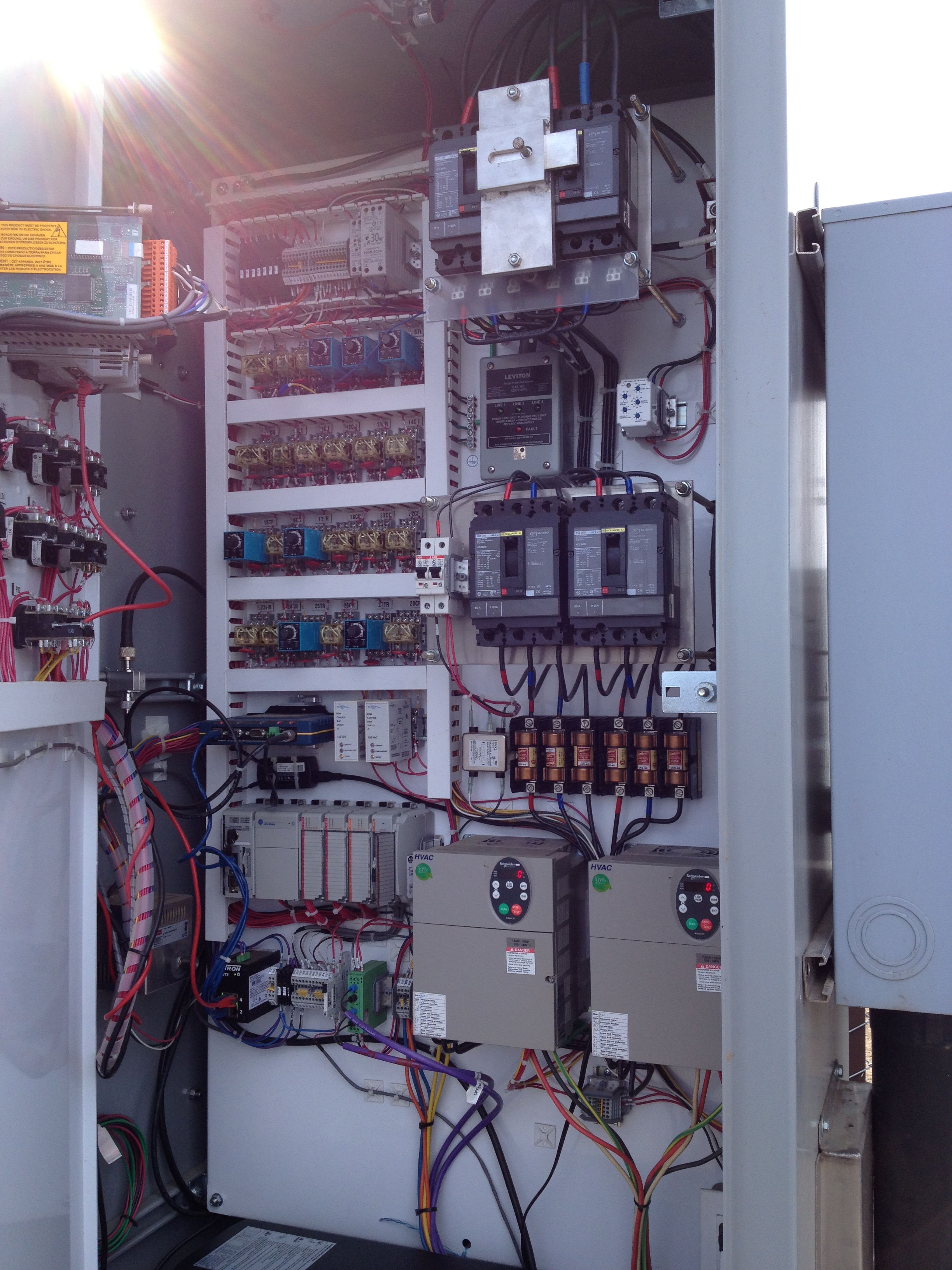 Duplex pump station with fiber optic floats