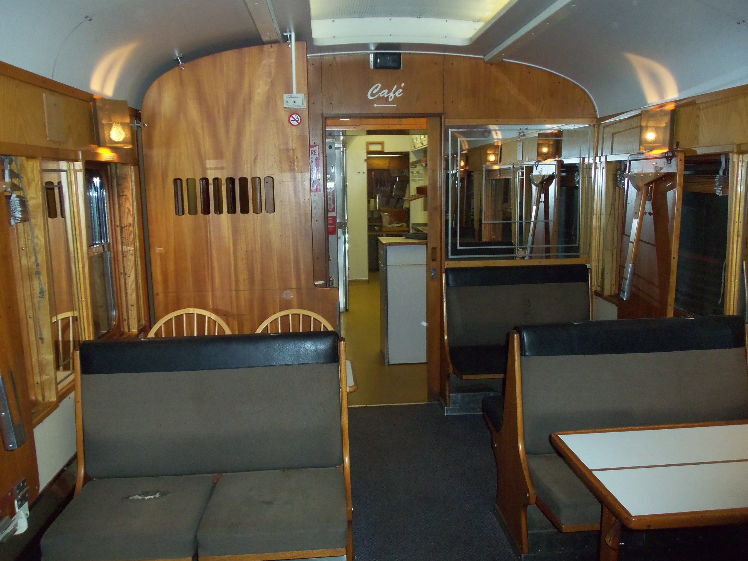 Dining Car.JPG