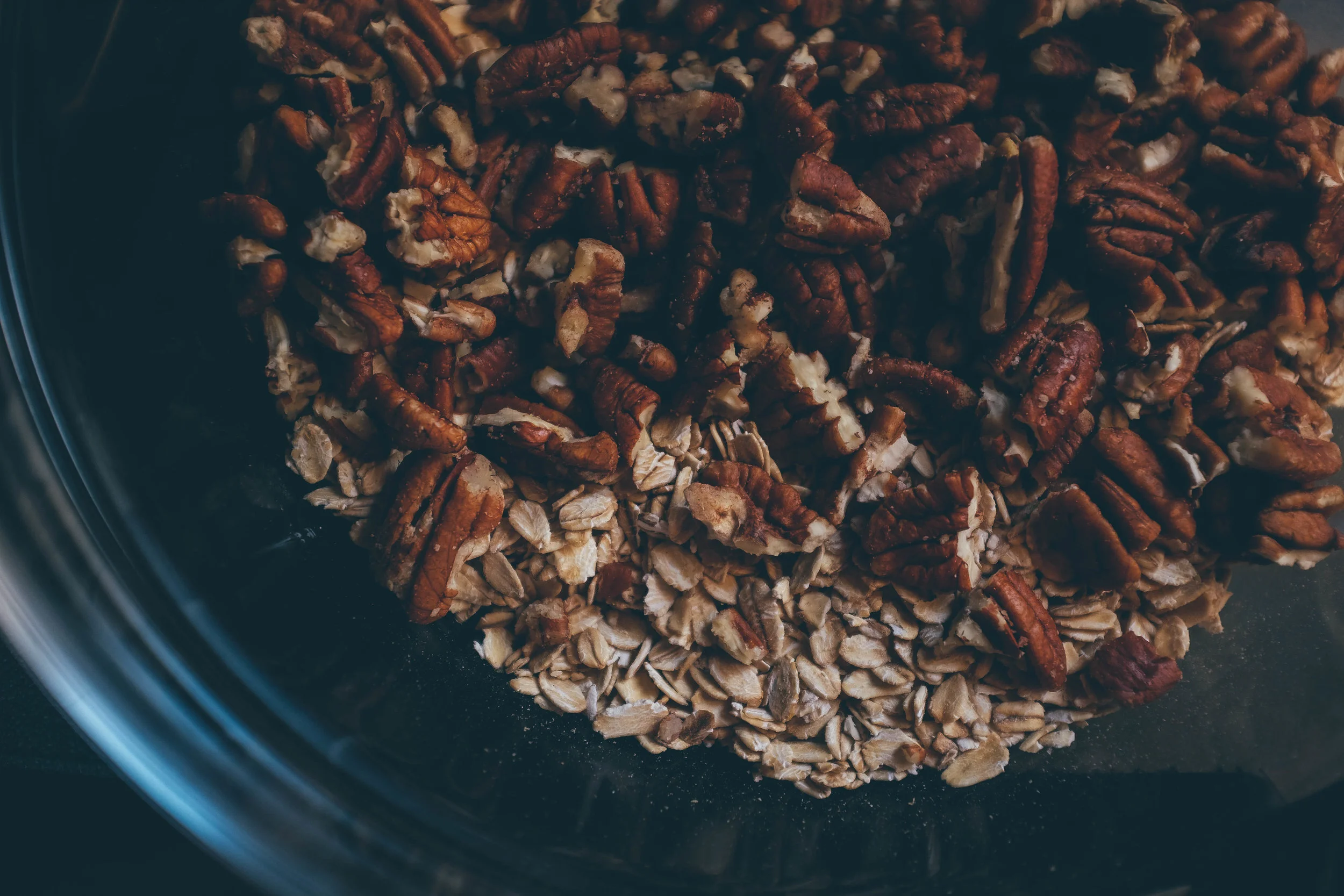 DryIngredientsCHRISTMASGRANOLA.jpg