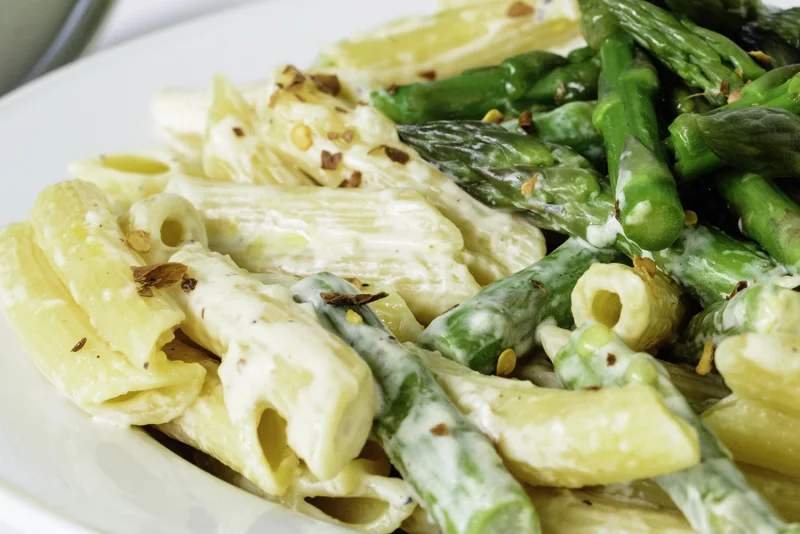 Lemon Cream Pasta with Asparagus