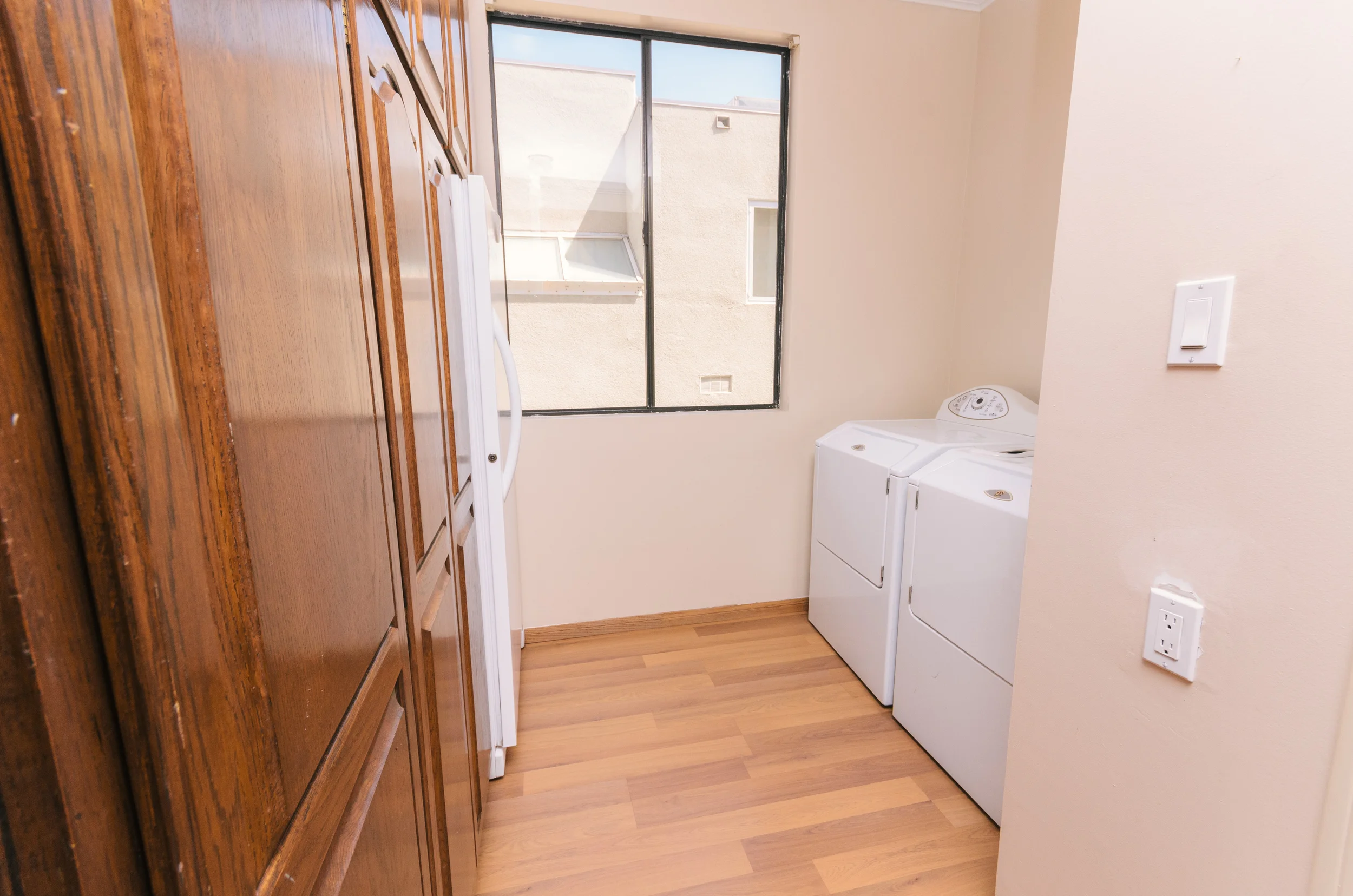 964franklinst-010.jpg