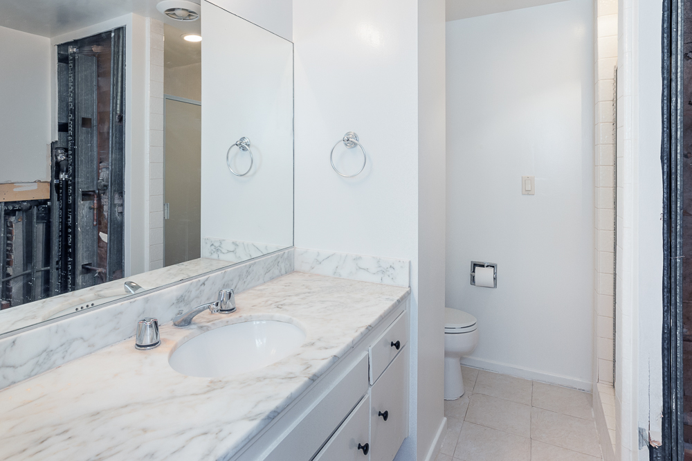 838 N Doheny Dr #505-012-web.jpg