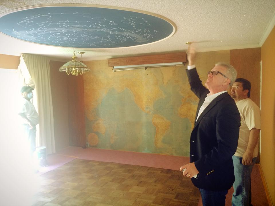 Living Room.jpg