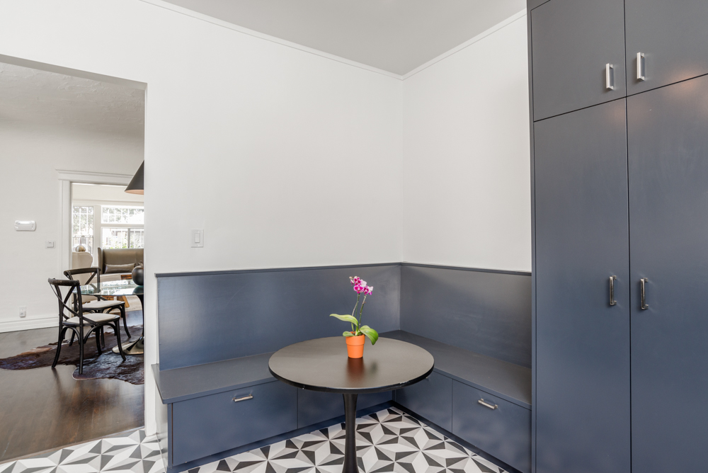 After - Kitchen Banquette