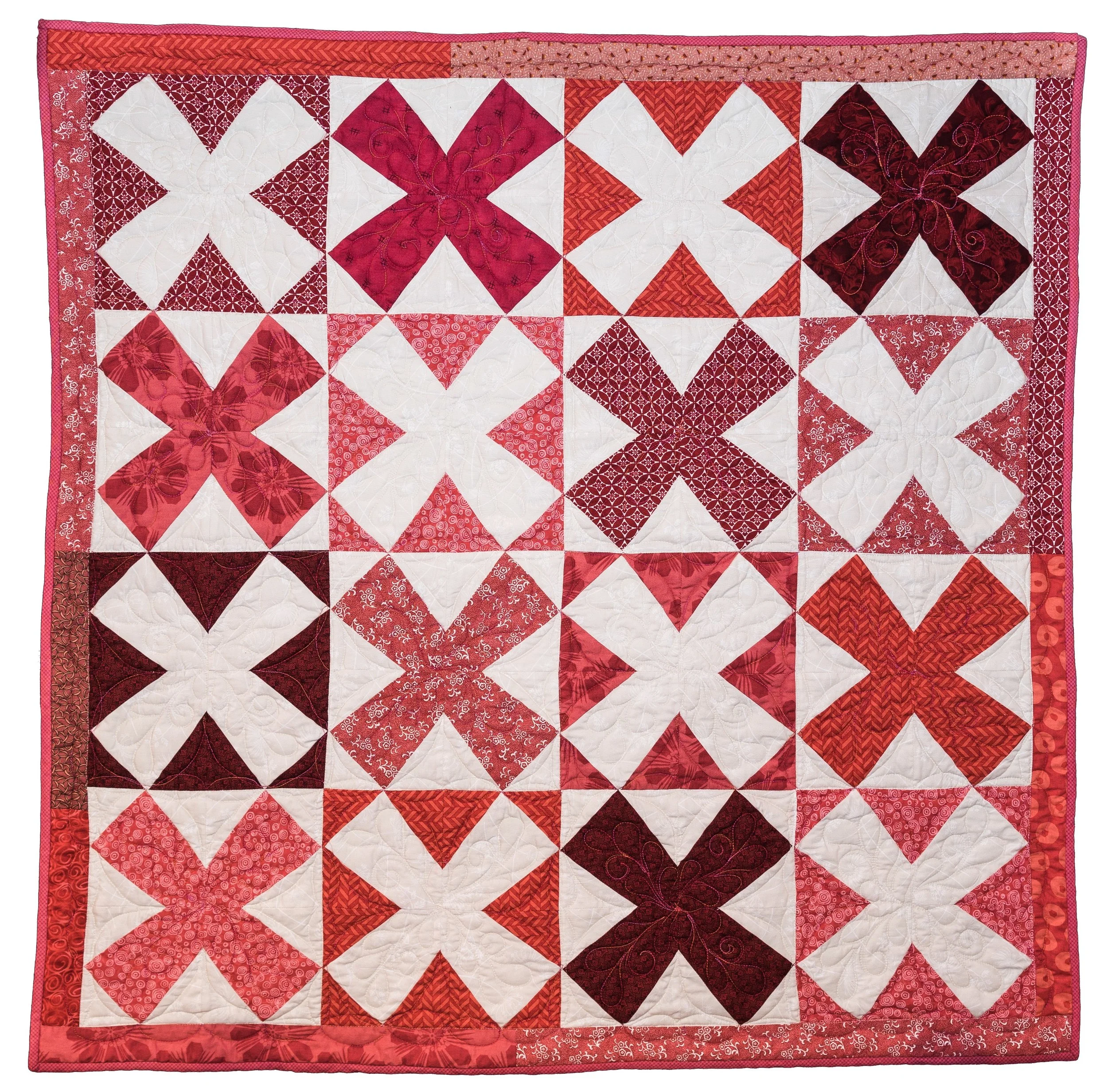 CHECK OUT MORE QUILT PHOTOS HERE .