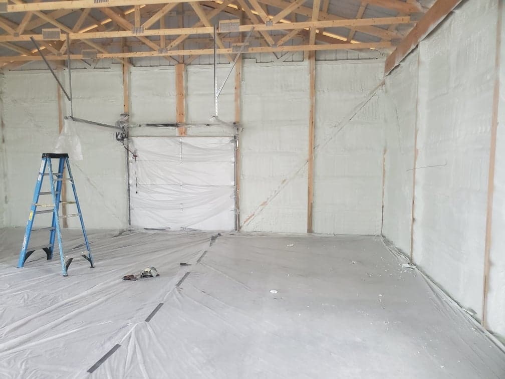sprayfoam1.jpg