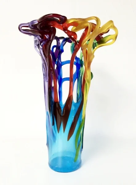 ruffle lacuna vase