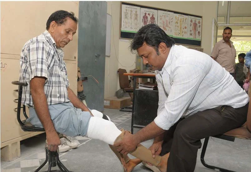 130430102446-india-prosthetics-horizontal-large-gallery.jpg