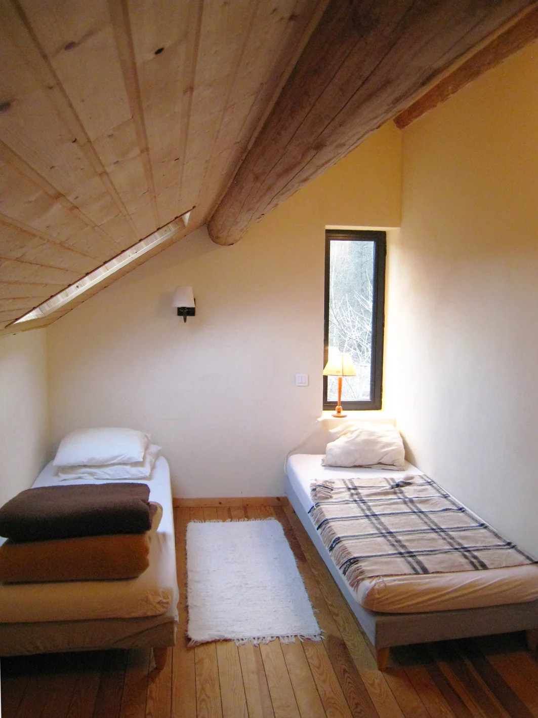 ASCA - Roubière - Chambre.JPG