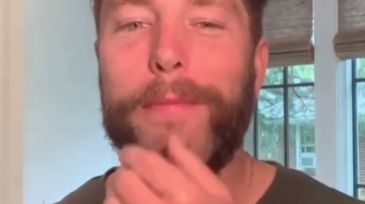04_Chris_03.gif