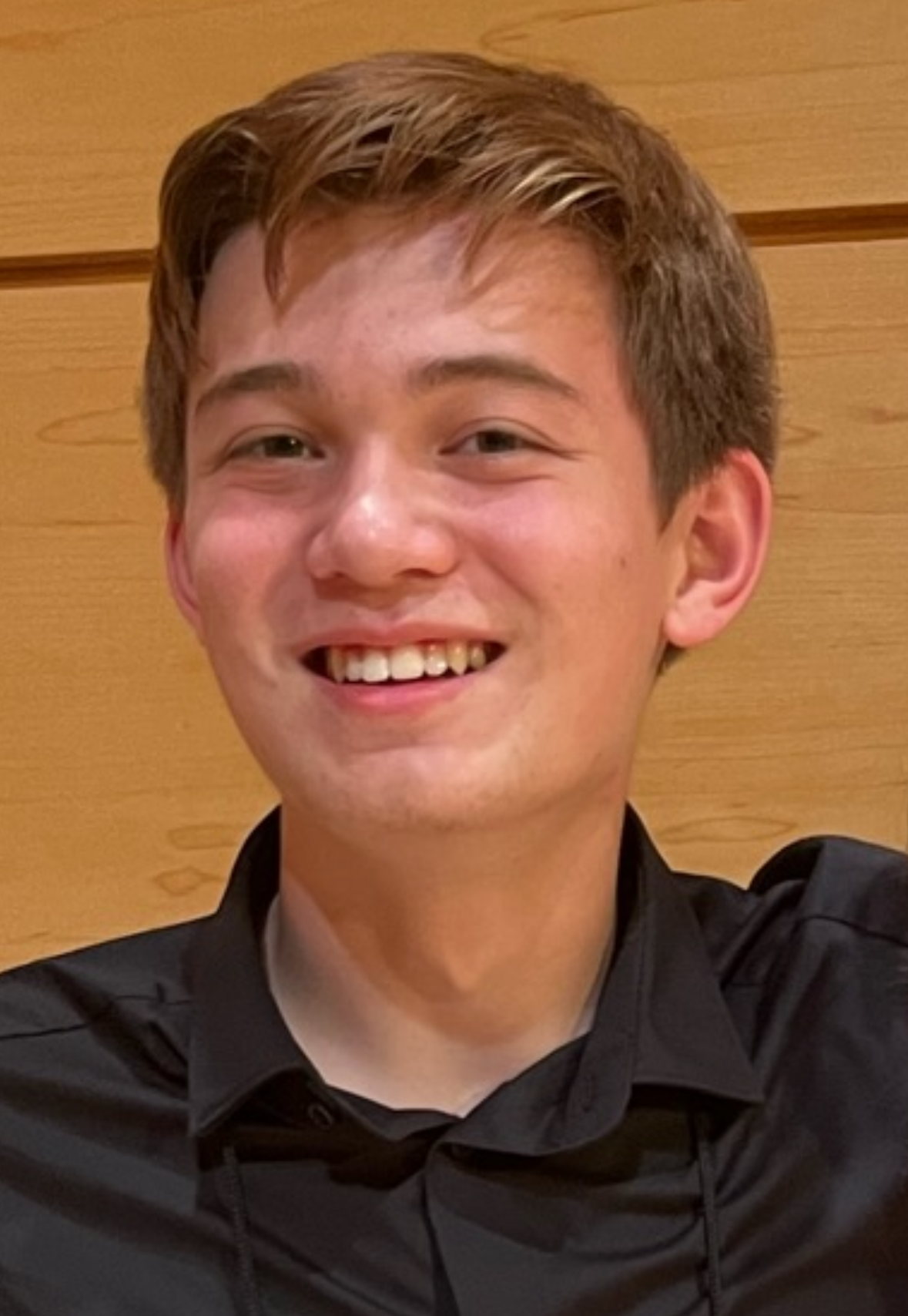 Senior Spotlight: Ethan Larimore, Violin