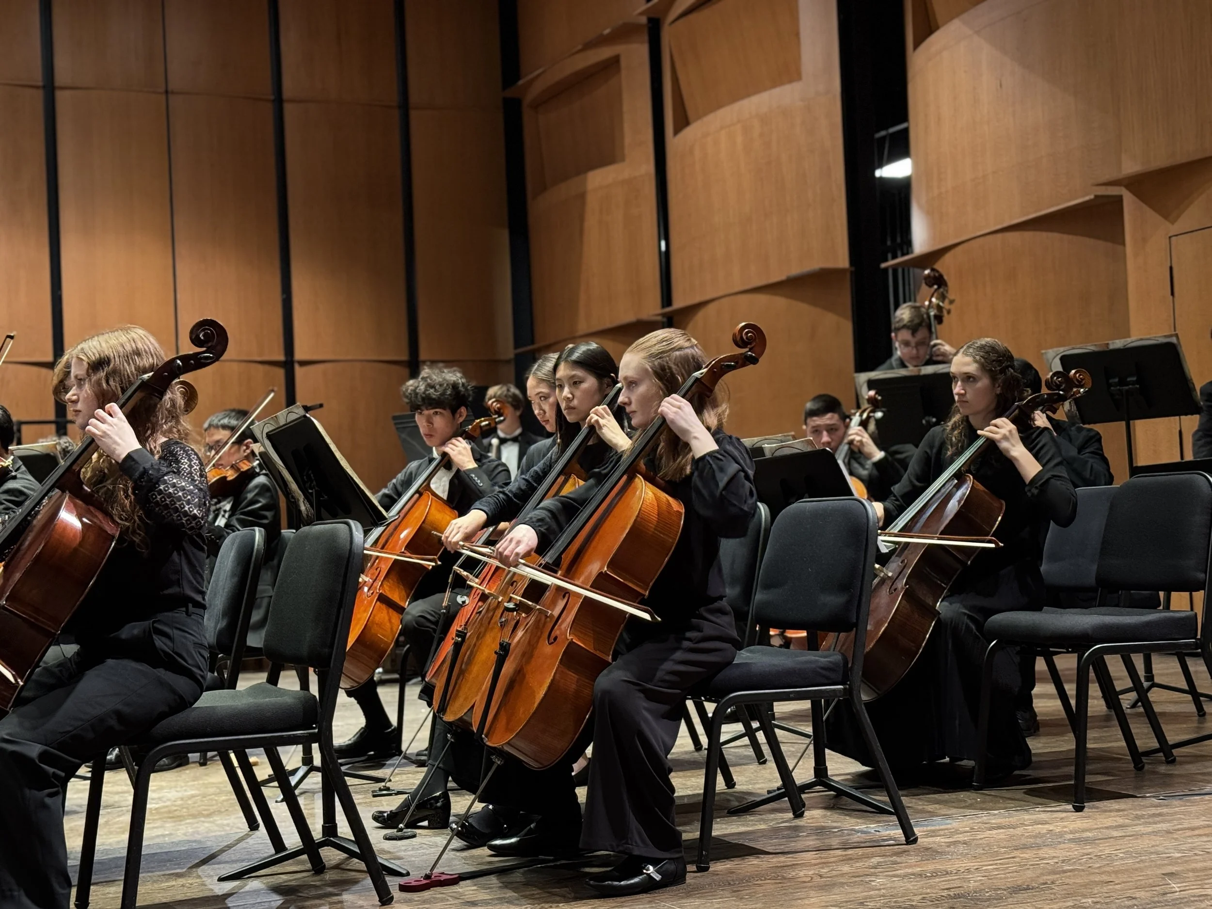 Symphonic Orchestra &amp; Concert Orchestra In Concert