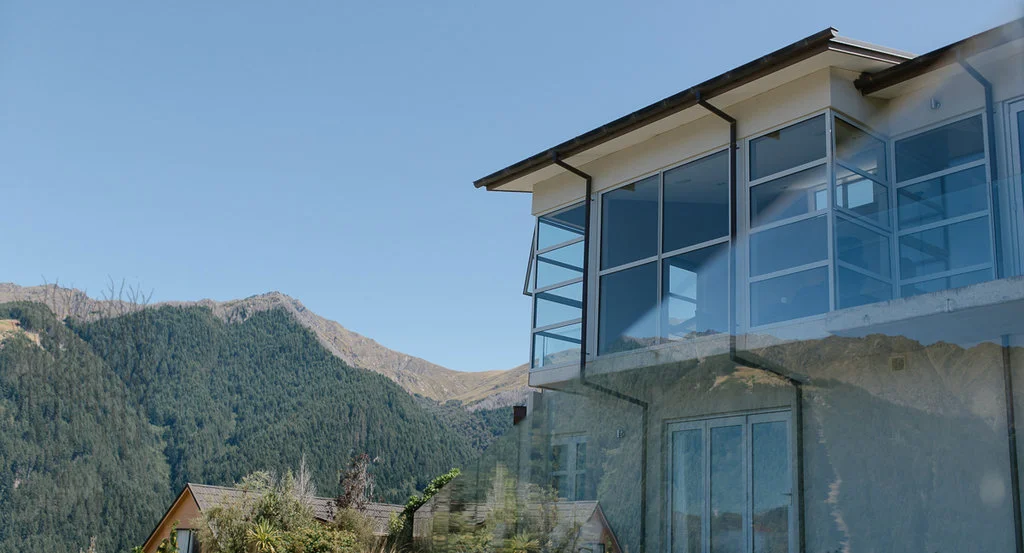 Queenstown wedding venue | www.roadtobeauty.co.nz | photography by Into the Clearing