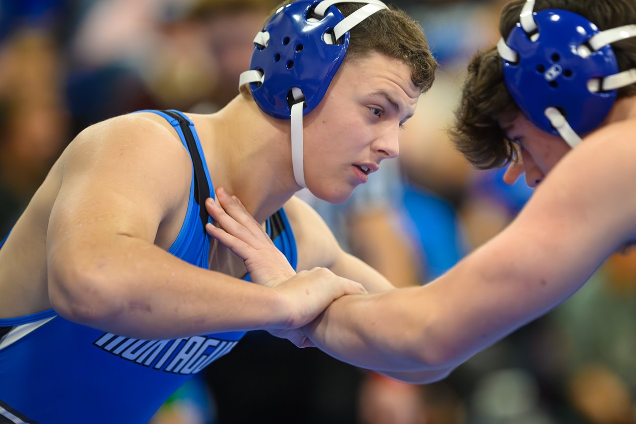 HLWRESTLE2324-1-7.jpg