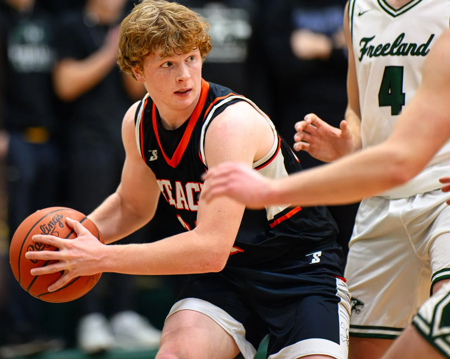 LOW RESOLUTION HARBOR BEACH BASKETBALL 26-12.jpg