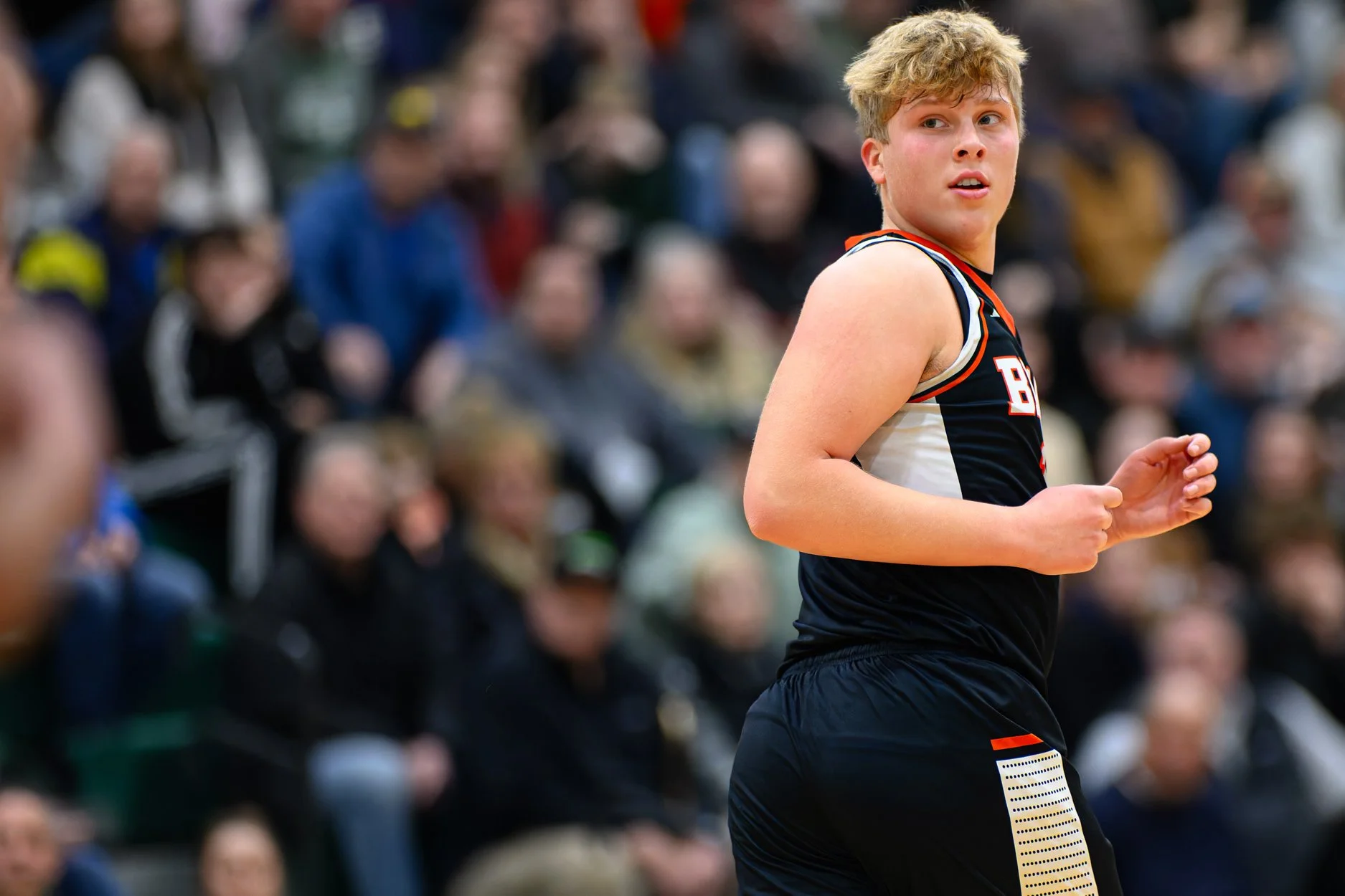 LOW RESOLUTION HARBOR BEACH BASKETBALL 26-18.jpg