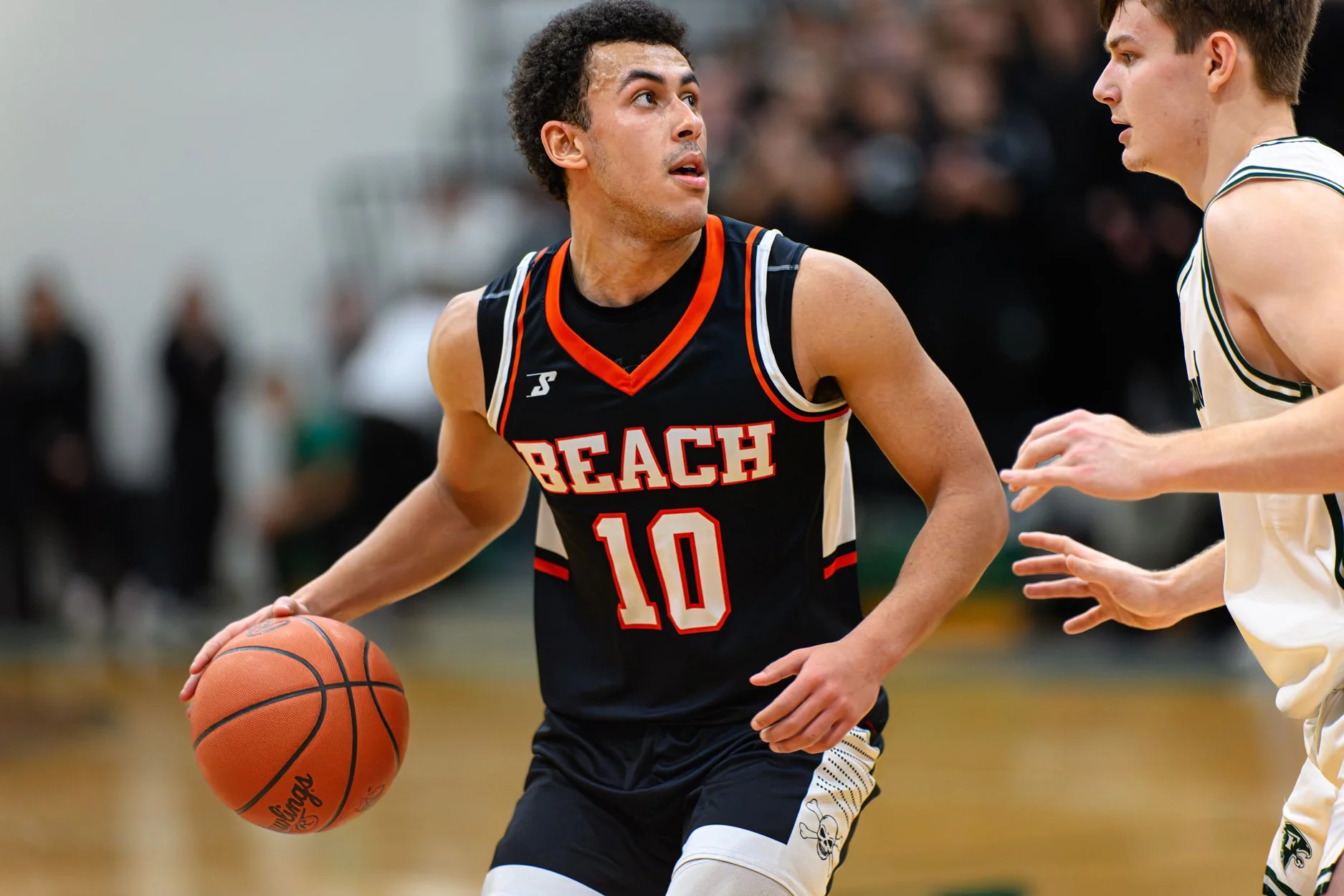 LOW RESOLUTION HARBOR BEACH BASKETBALL 26-69.jpg