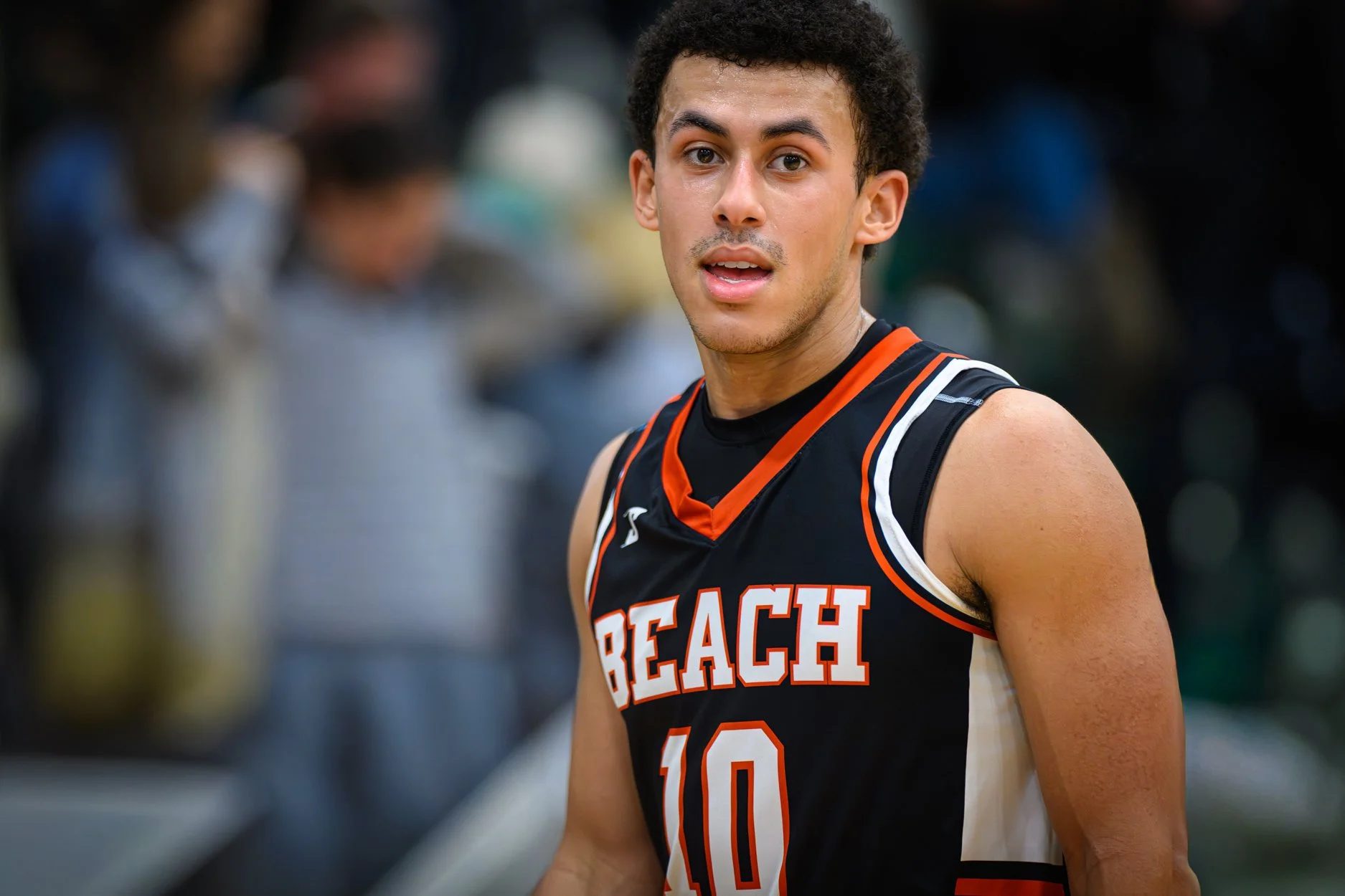 LOW RESOLUTION HARBOR BEACH BASKETBALL 26-73.jpg