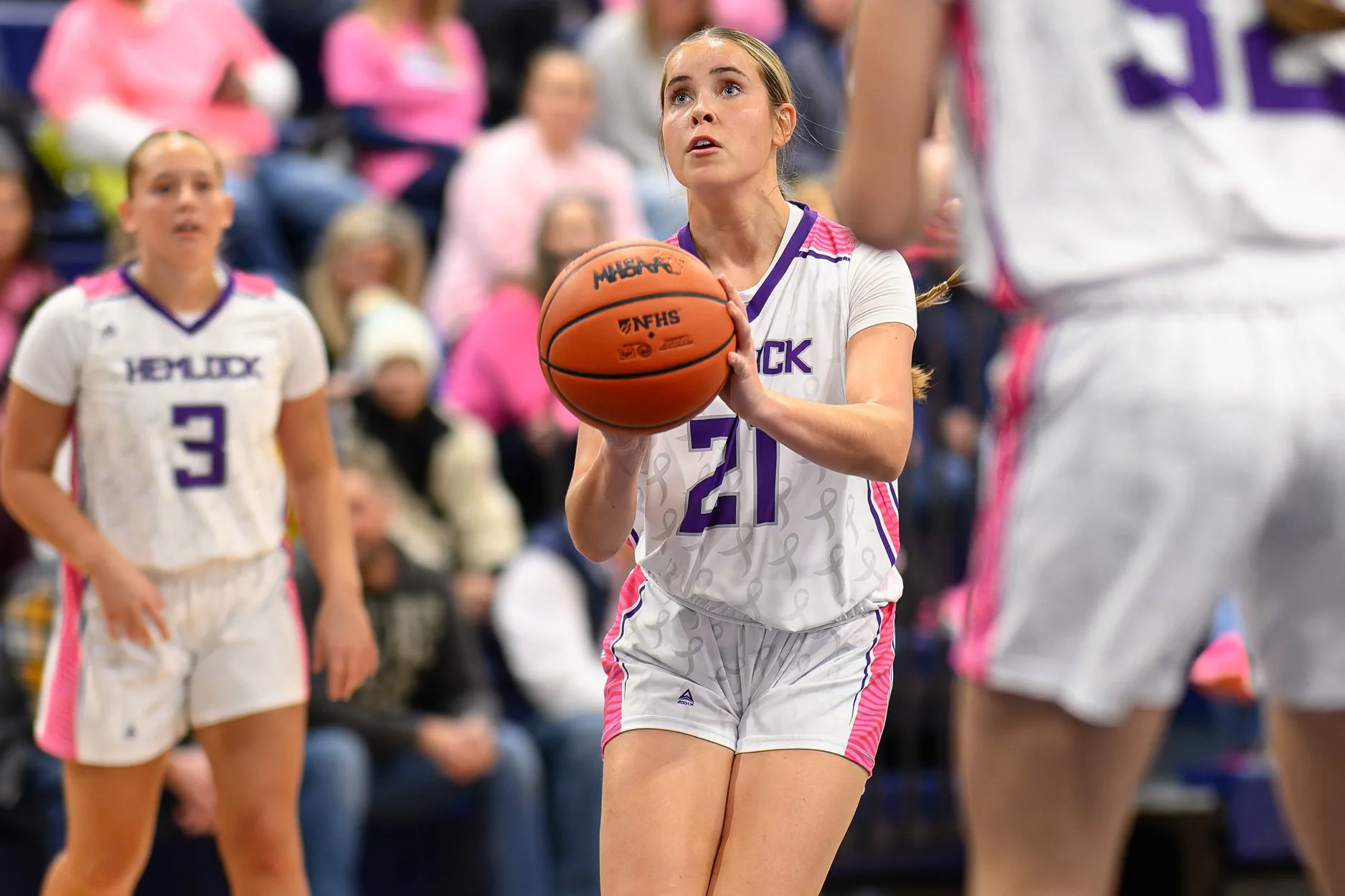 LOW RESOLUTION VH26-27.jpg