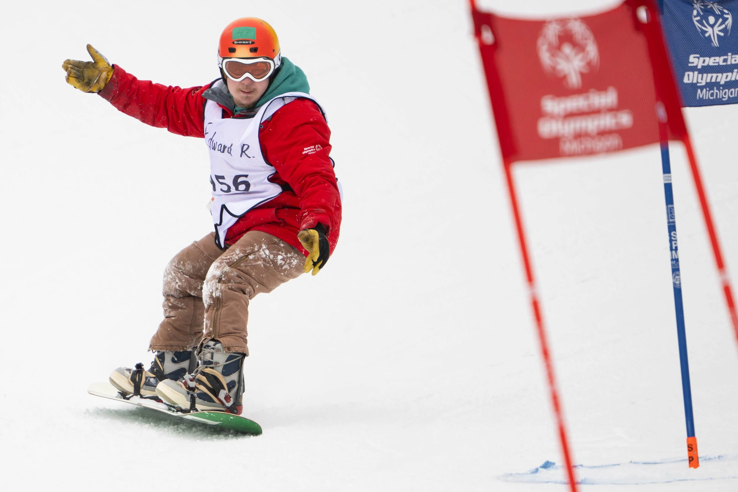 WEB RES SOMI WH 26-21.jpg