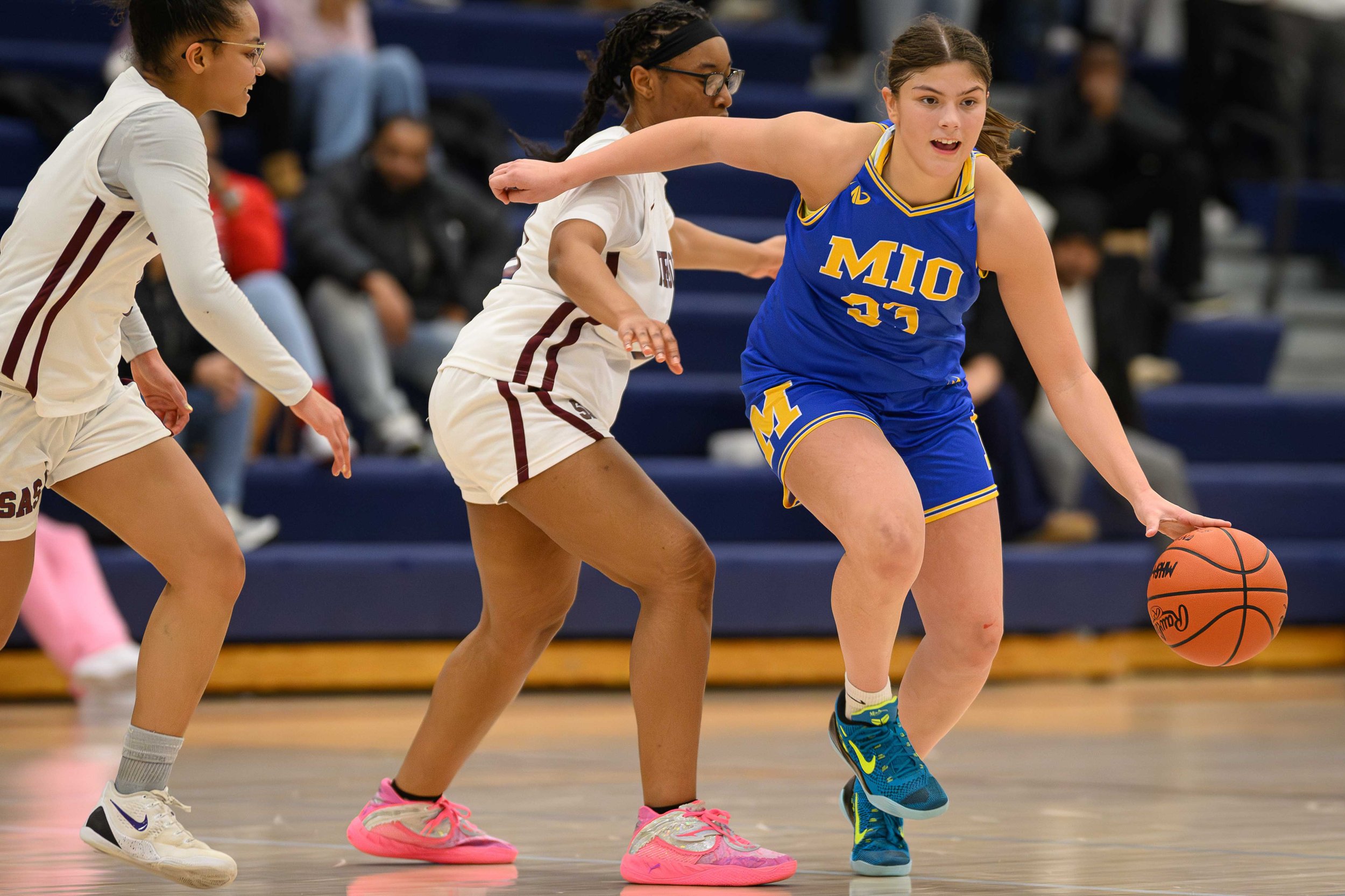 LOW RES WEB MIA MCGREGOR-27.jpg