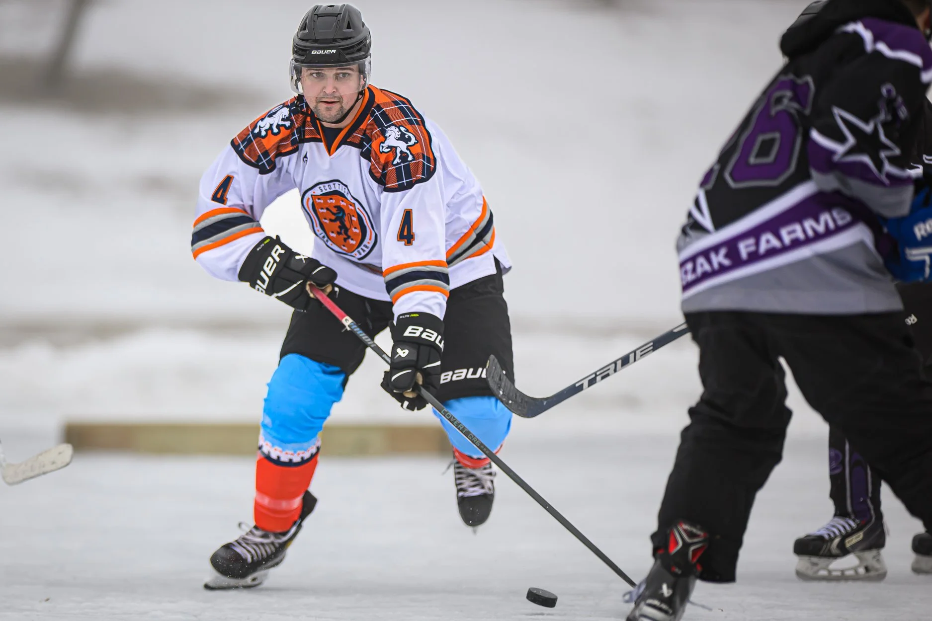 LOW RES POND HOCKEY-7.jpg