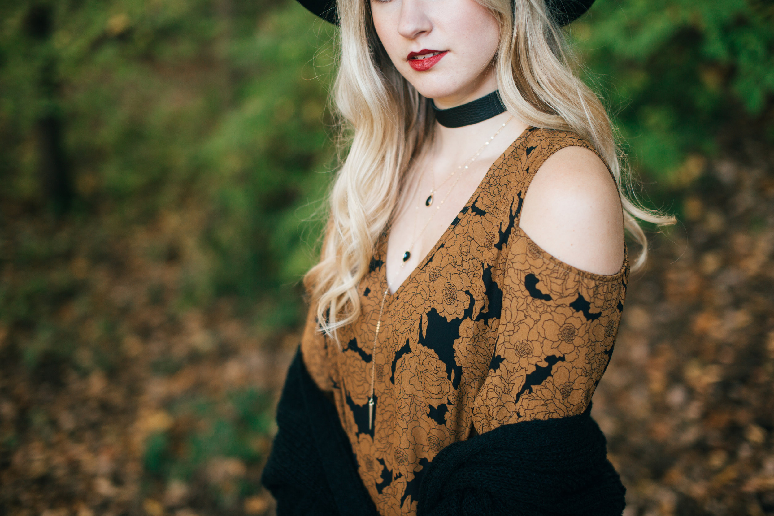 Ramblerose Feature: The Santa Monica , The Manchester Choker
