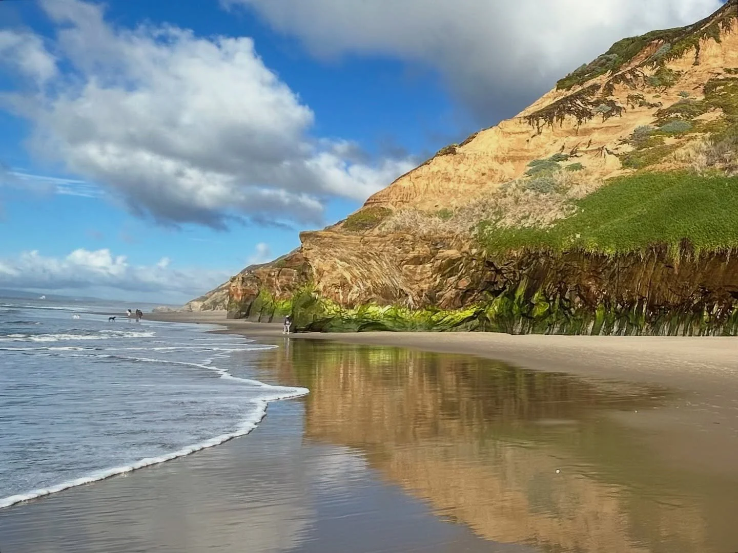 Who is headed to the beach this weekend?! #sunnydays #lompoc #surfconnection