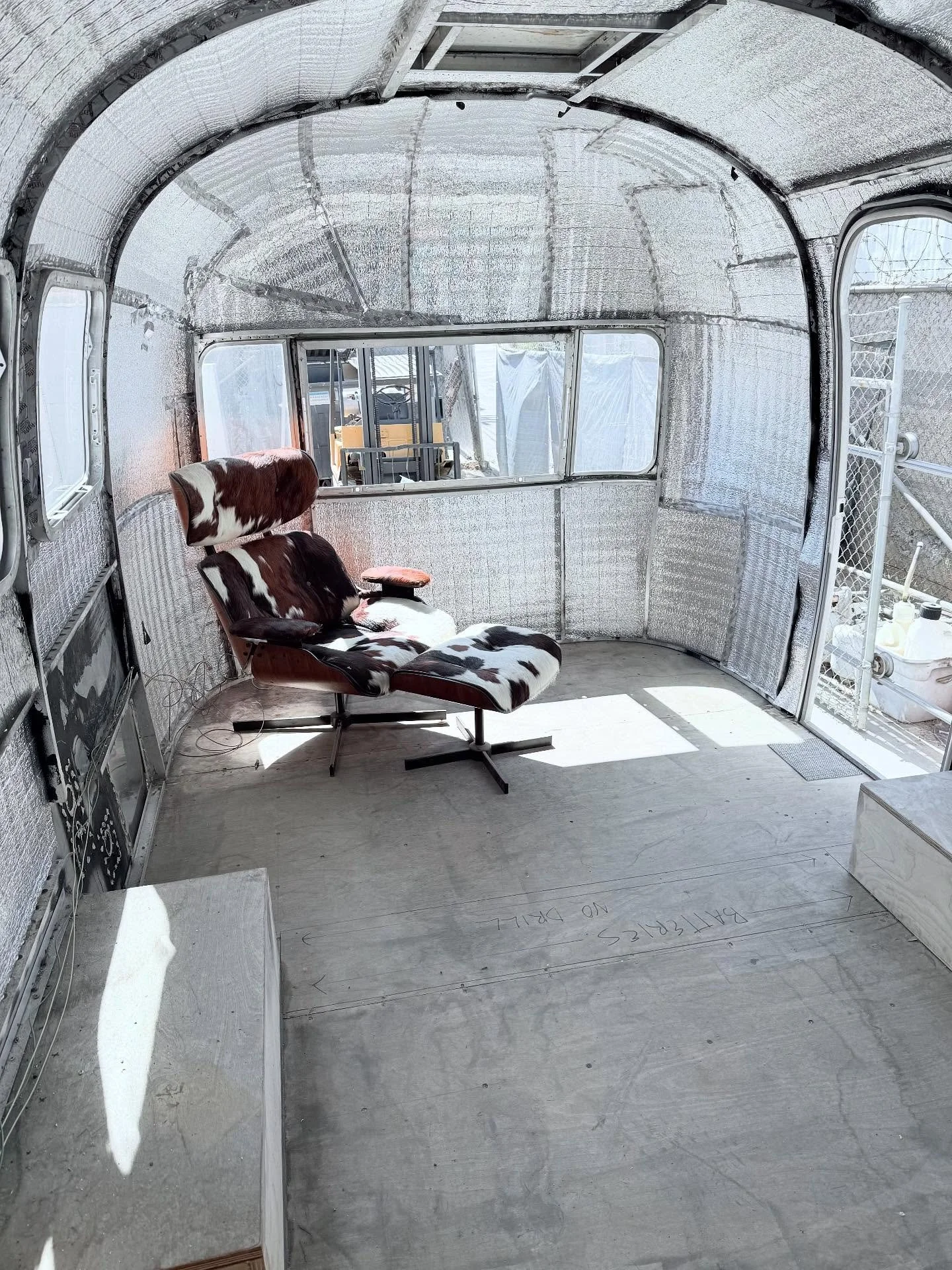 Space planning.
.
.
.
#airstream #liveriveted #vintagetrailer #mylagunabeach #midcenturymodern #palmspringsstyle #bestofsandiego