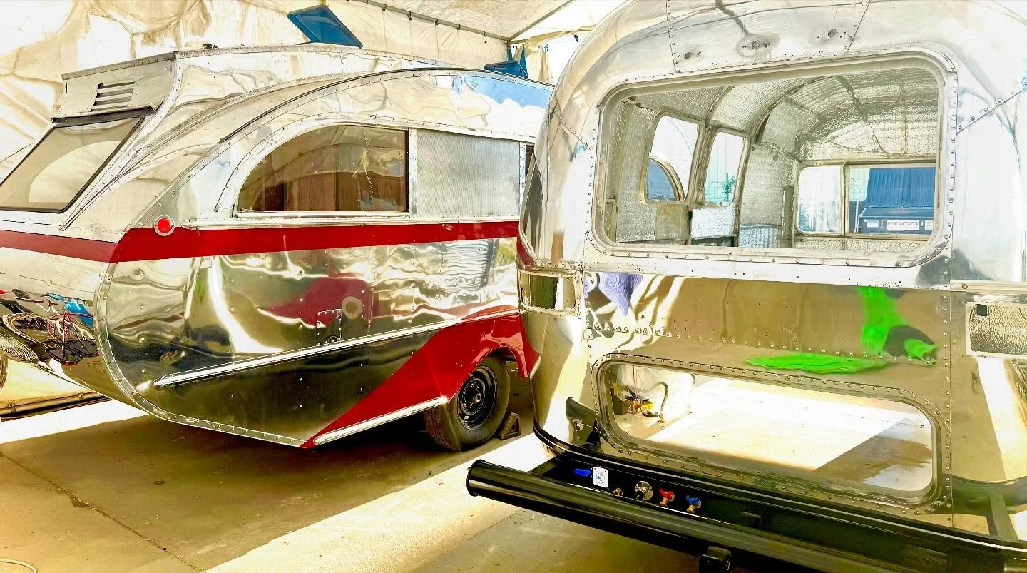 &lsquo;47 Aeroflite Falcon &amp; &lsquo;70 Airstream Caravel nearing the finish line
.
.
.
.
.
#airstream #liveriveted #vintagetrailer #vintagecampertrailers #sandiego