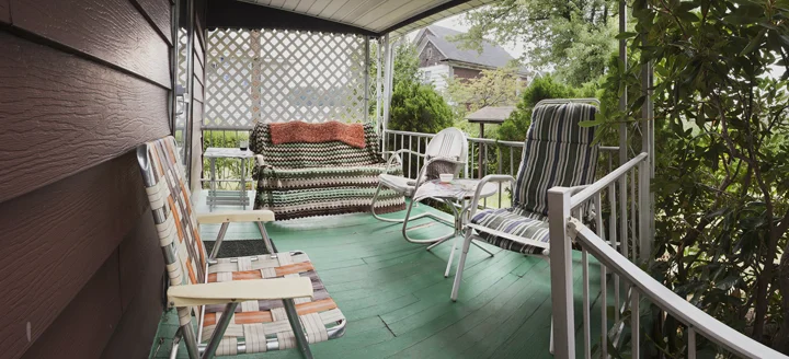 Porch33x15.jpg