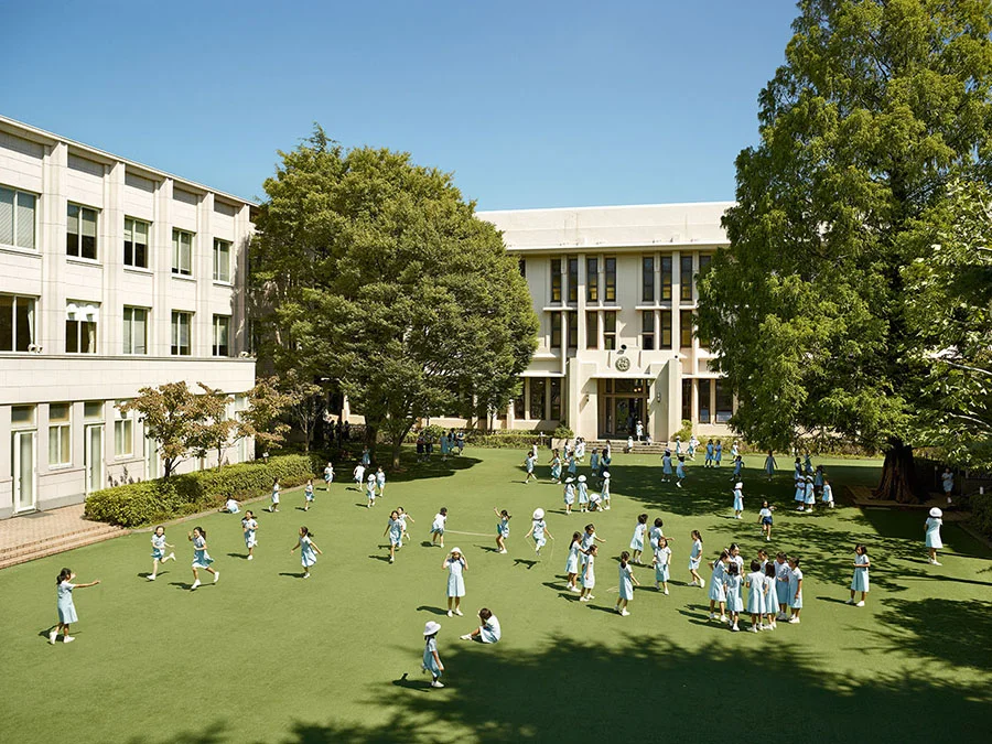 James Mollison\ Seishin Joshi Gakuin School, Tokyo