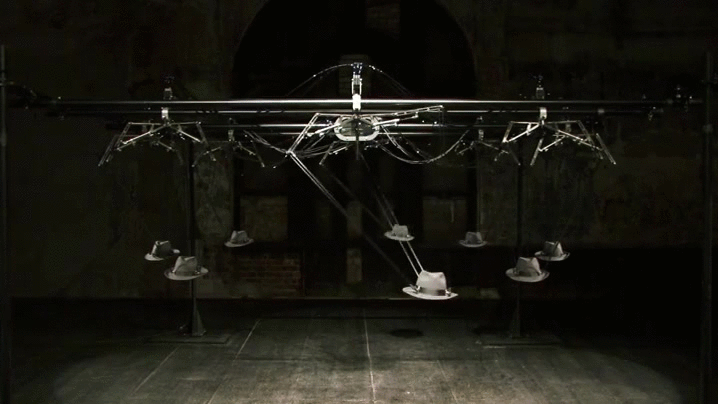scultura cinestica peter william holden