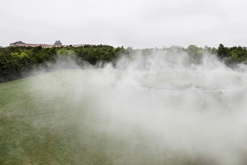 olafur-eliasson-versailles-fog-assembly.jpg