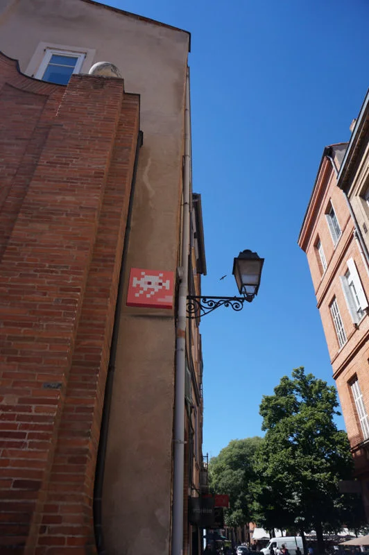 invader-streetart-tolosa-08.jpg