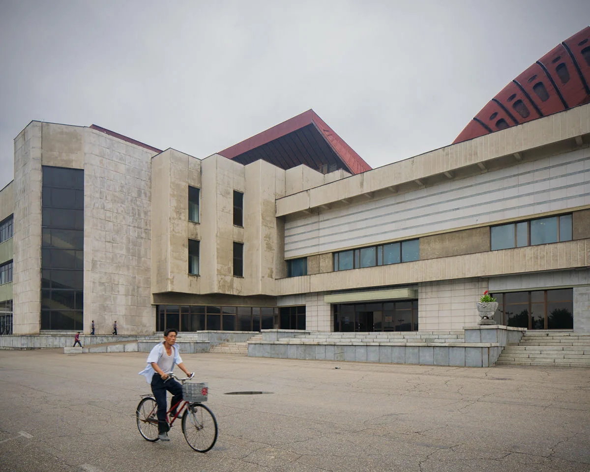 Raphael Olivier, serie "North Korea vintage architecture", fotografie Pyongyang
