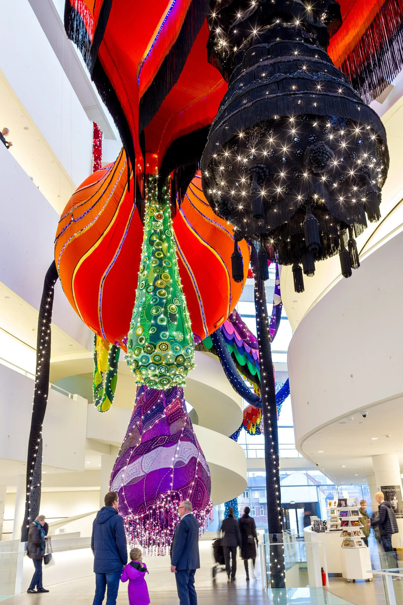 Joana Vasconcelos, Valkyrie Ran; Foto: Luís Vasconcelos; Courtesy Unidade Infinita Projectos