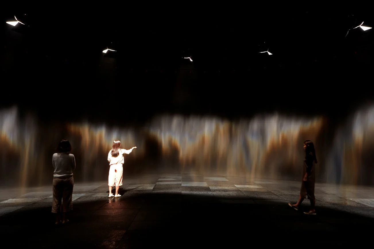Olafur Eliasson al Leeum di Seul tra nebbie color arcobaleno e pareti di muschio artico