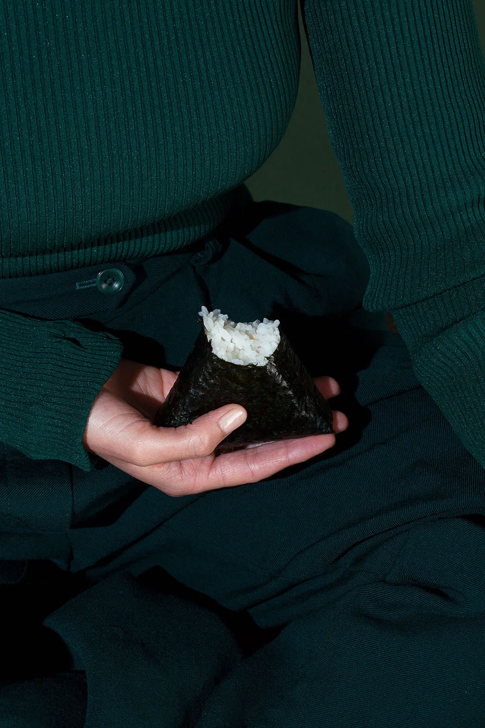 kelsey mcclellan e michelle-maguire, "wardrobe-snacks"