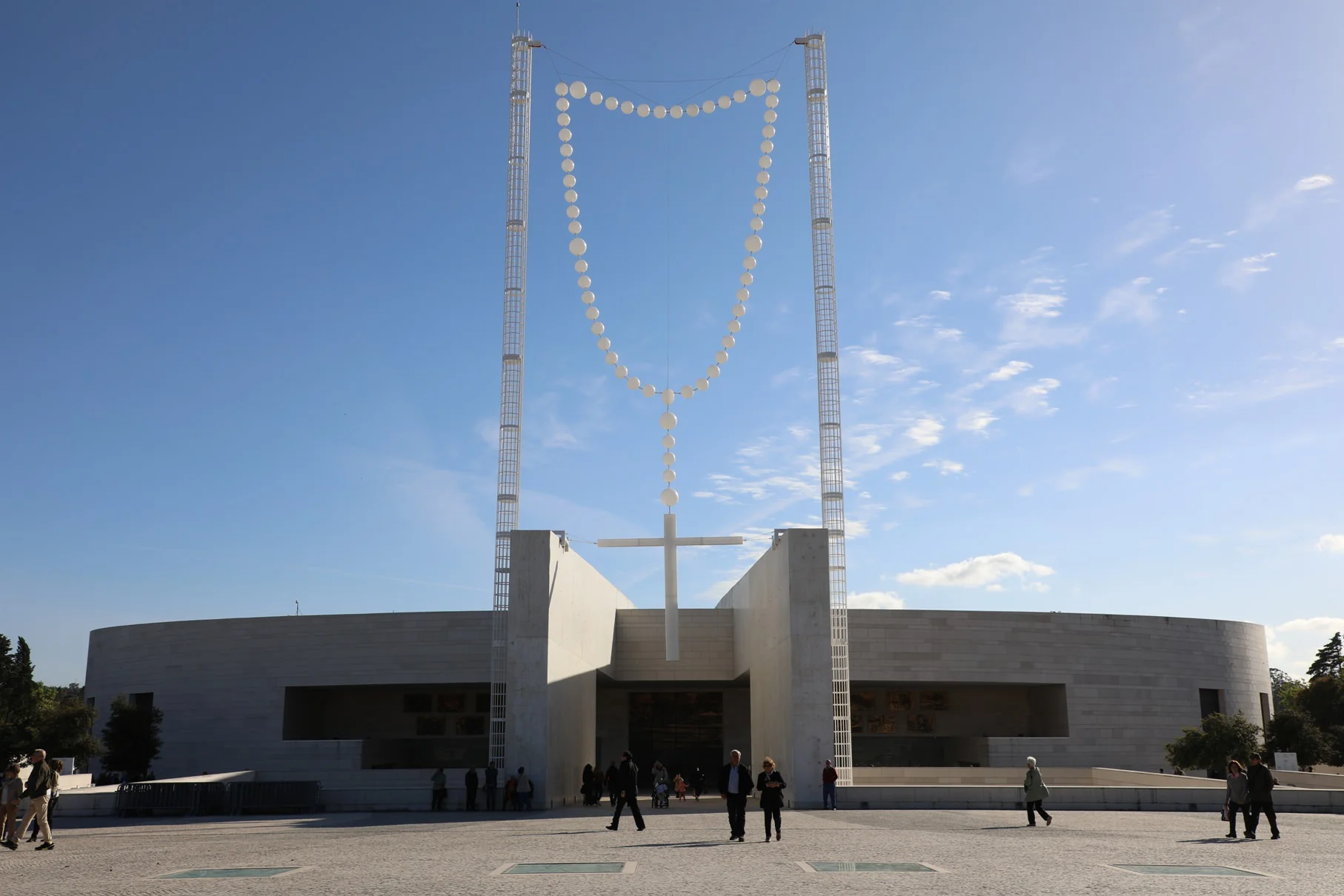 joana-vasconcelos-suspensao-fatima