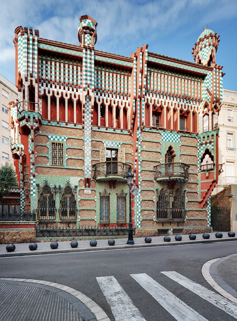 gaudi-casa-vicens-01