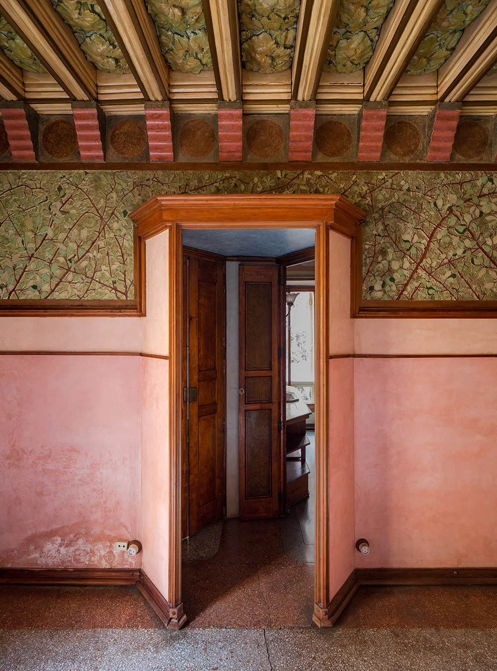 gaudi-casavicens-06