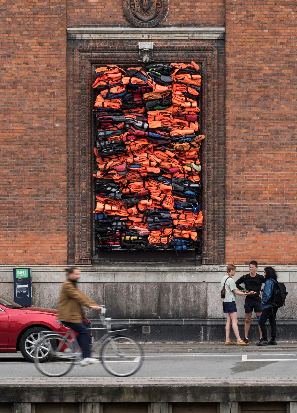 Ai Weiwei, "Soleil Levant", 2017. Installation view, Kunsthal Charlottenborg, 2017. Courtesy of the artist. Photo by David Stjernholm