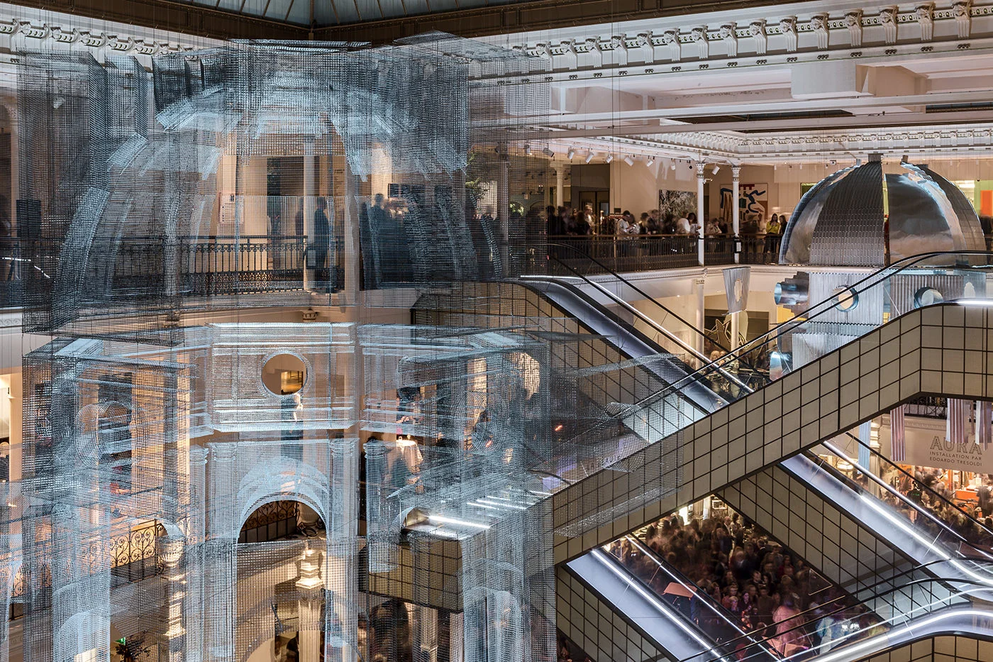 Edoardo Tresoldi, "Aura", Le Bon Marché Rive Gauche. Tutte le foto di Roberto Conte