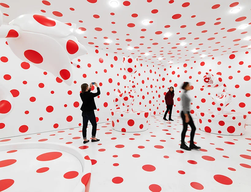installation view,&nbsp;yayoi kusama: festival of life, david zwirner, new york, 2017;&nbsp;image © yayoi kusama / courtesy of david zwirner, new york; OTA fine arts,tokyo/singapore/shanghai; victoria miro,london; yayoi kusama inc.