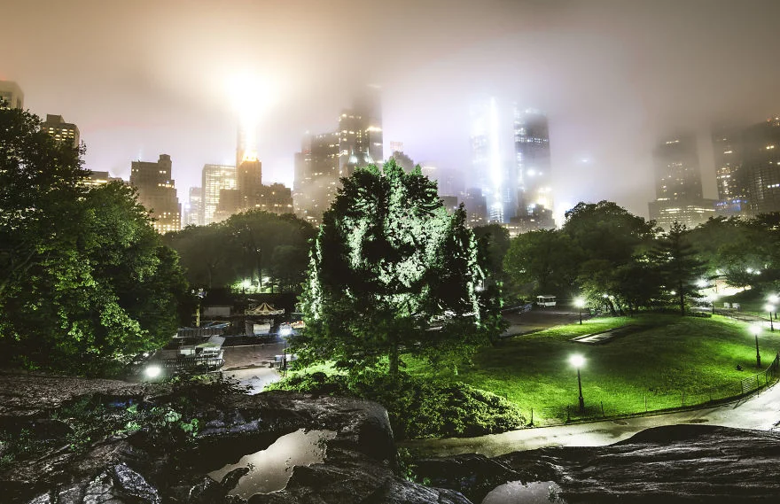 A-World-First-in-New-york-0-Little-Defition-5b1654ce7255b__880 (1).jpg