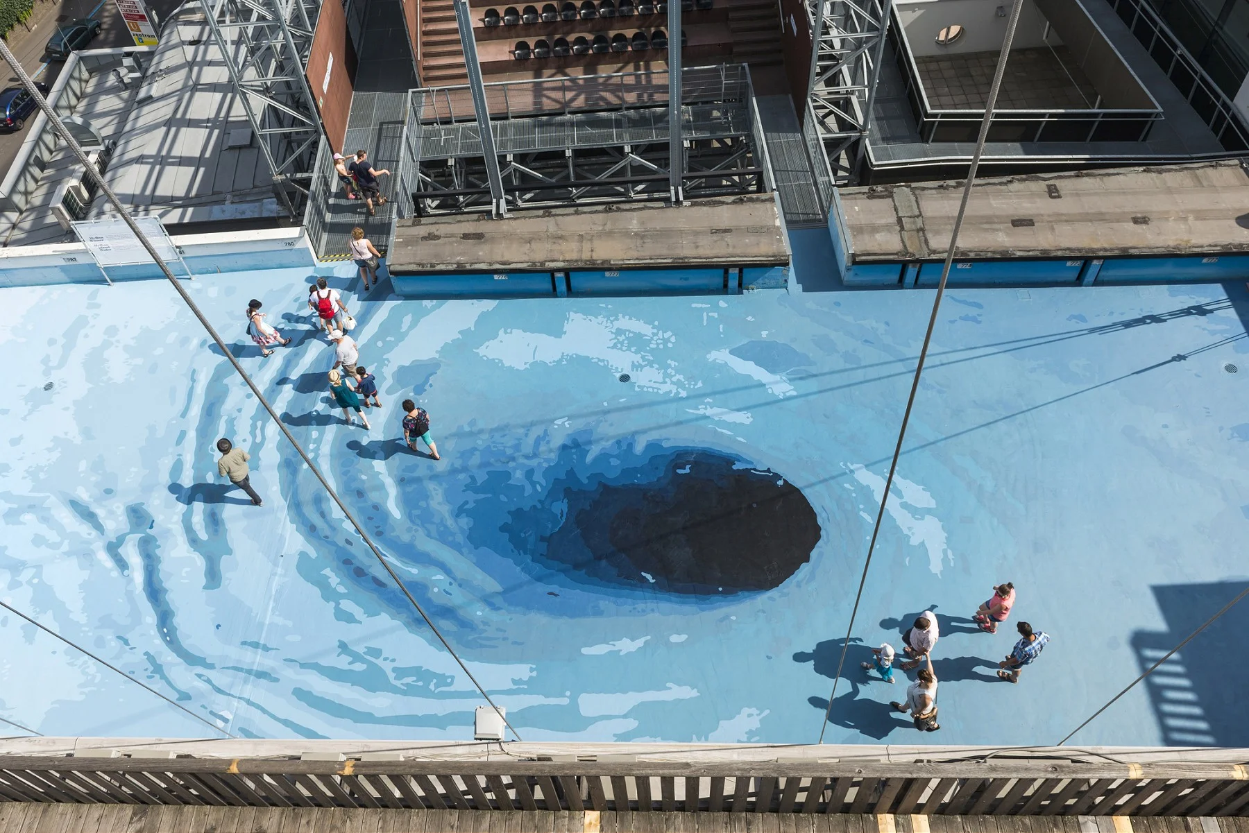 Mehdi Ghadyanloo, The Fraud and Hope, Ok Center for Contemporary Art, Linz