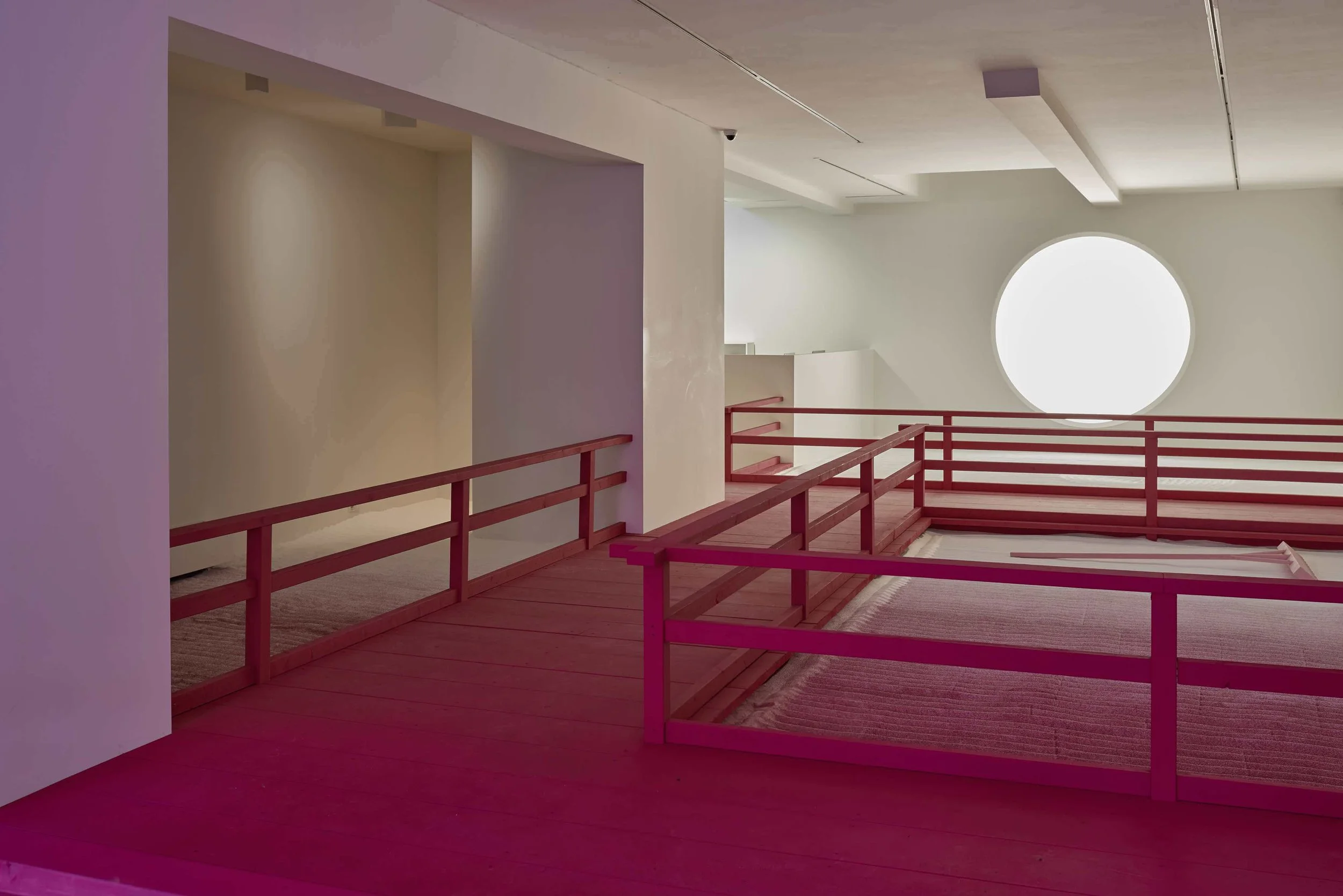 daniel arsham, lunar garden alla galleria ron mandos