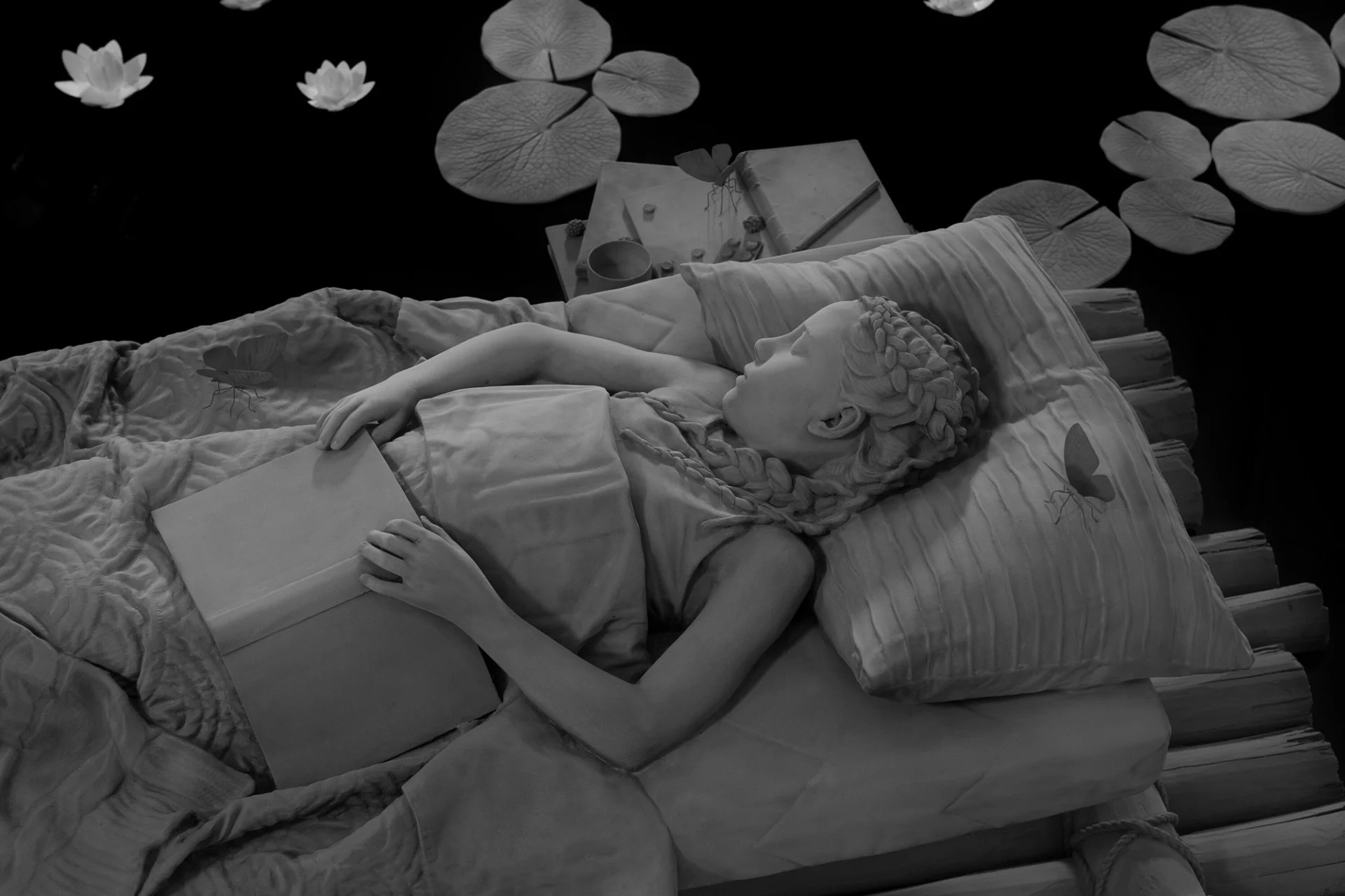 Hans Op de Beeck, “My bed a raft, the room the sea, and then I laughed some gloom in me” (2019). Polyester, polyurethane, steel, polyamide, epoxy, wood, coating