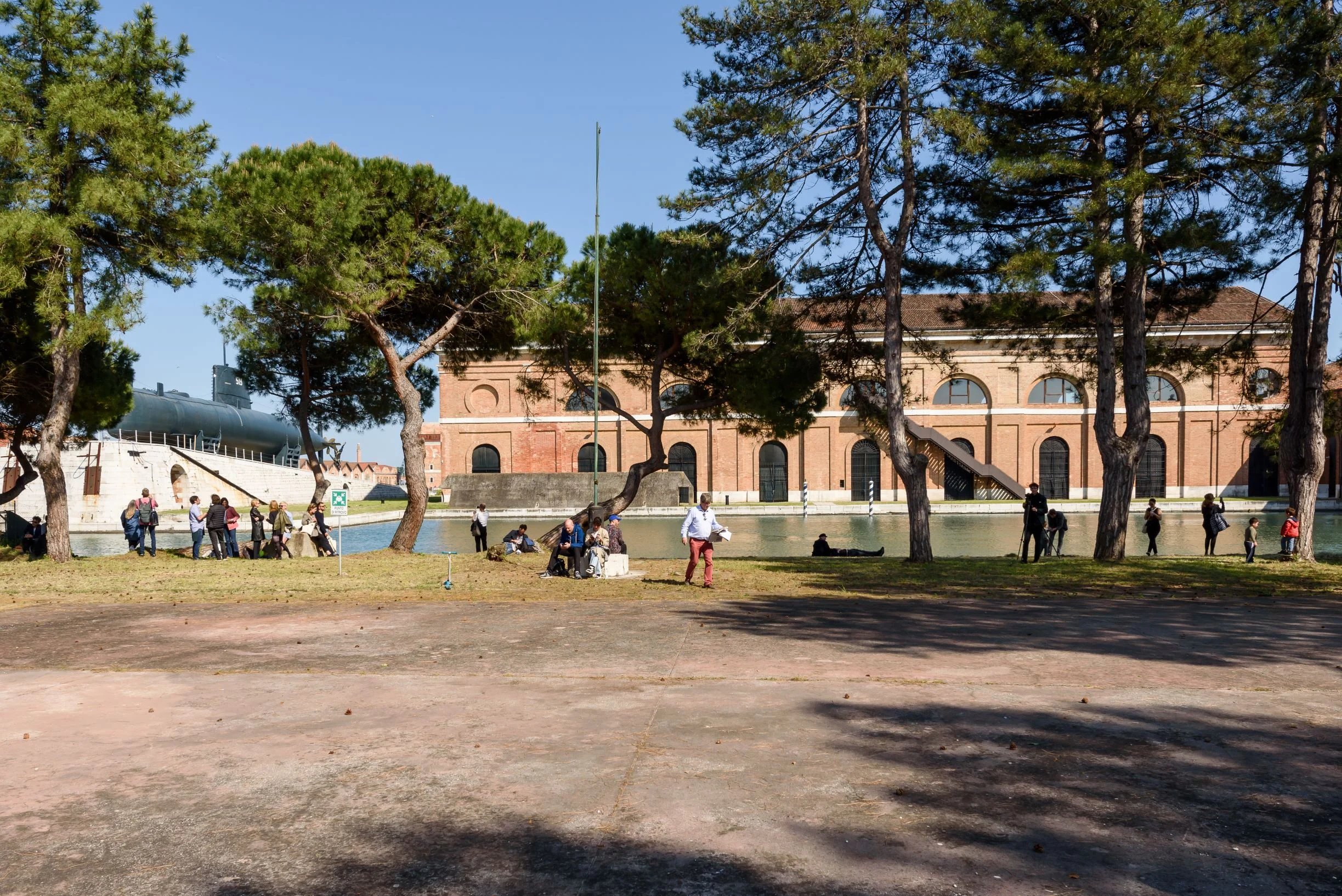 Pavilion of LITHUANIA, Sun & Sea (Marina). Photo by: Andrea Avezzù. Courtesy: La Biennale di Venezia